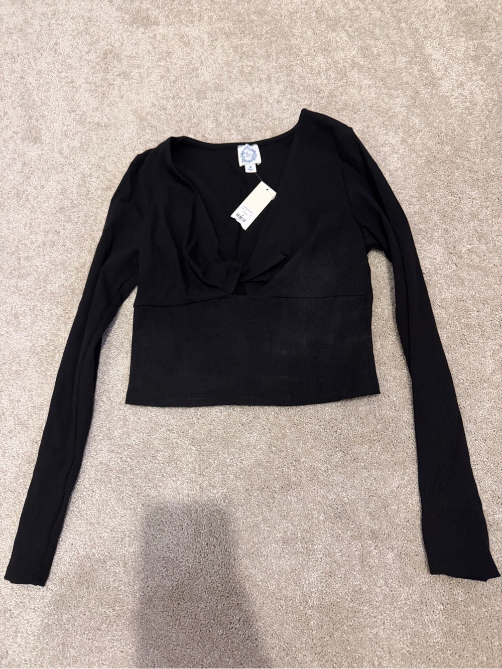 Black Ribbed Long-Sleeve Twist Front Top